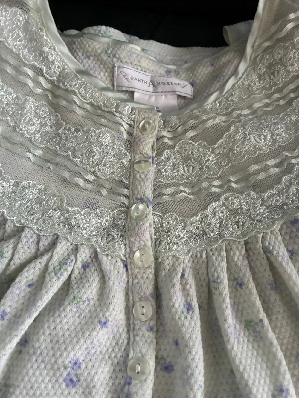 Earth Angels Lace-Trim Nightgown in Pale Lavender and Mint - Picture 4 of 5